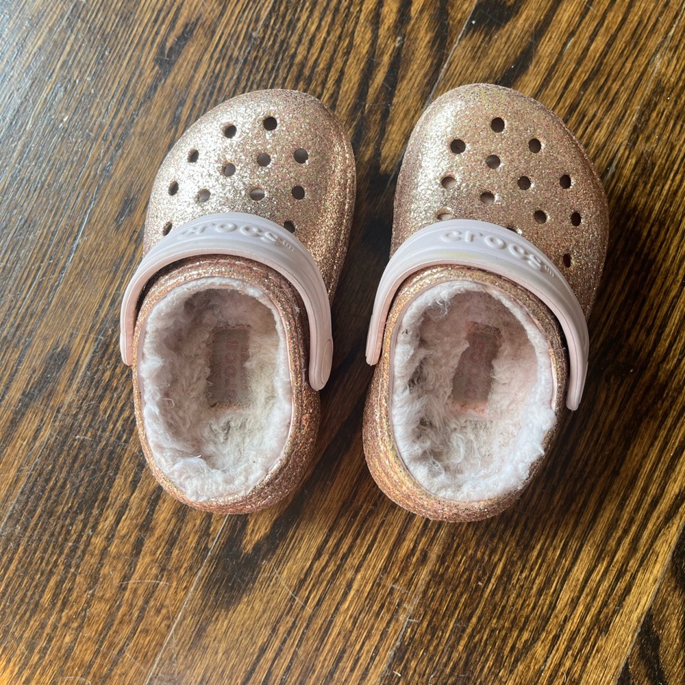 Toddler Girl Rose Gold Glitter Sherpa Lined Crocs